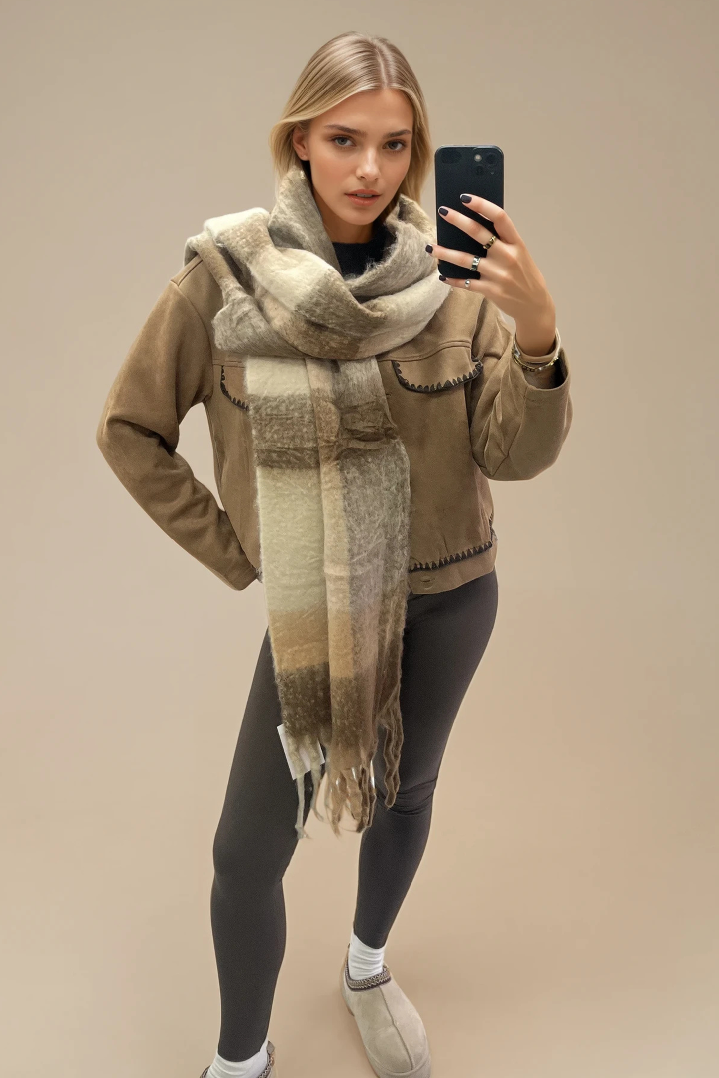 Chunky Checkered Tassel Scarf – Multiple Colours