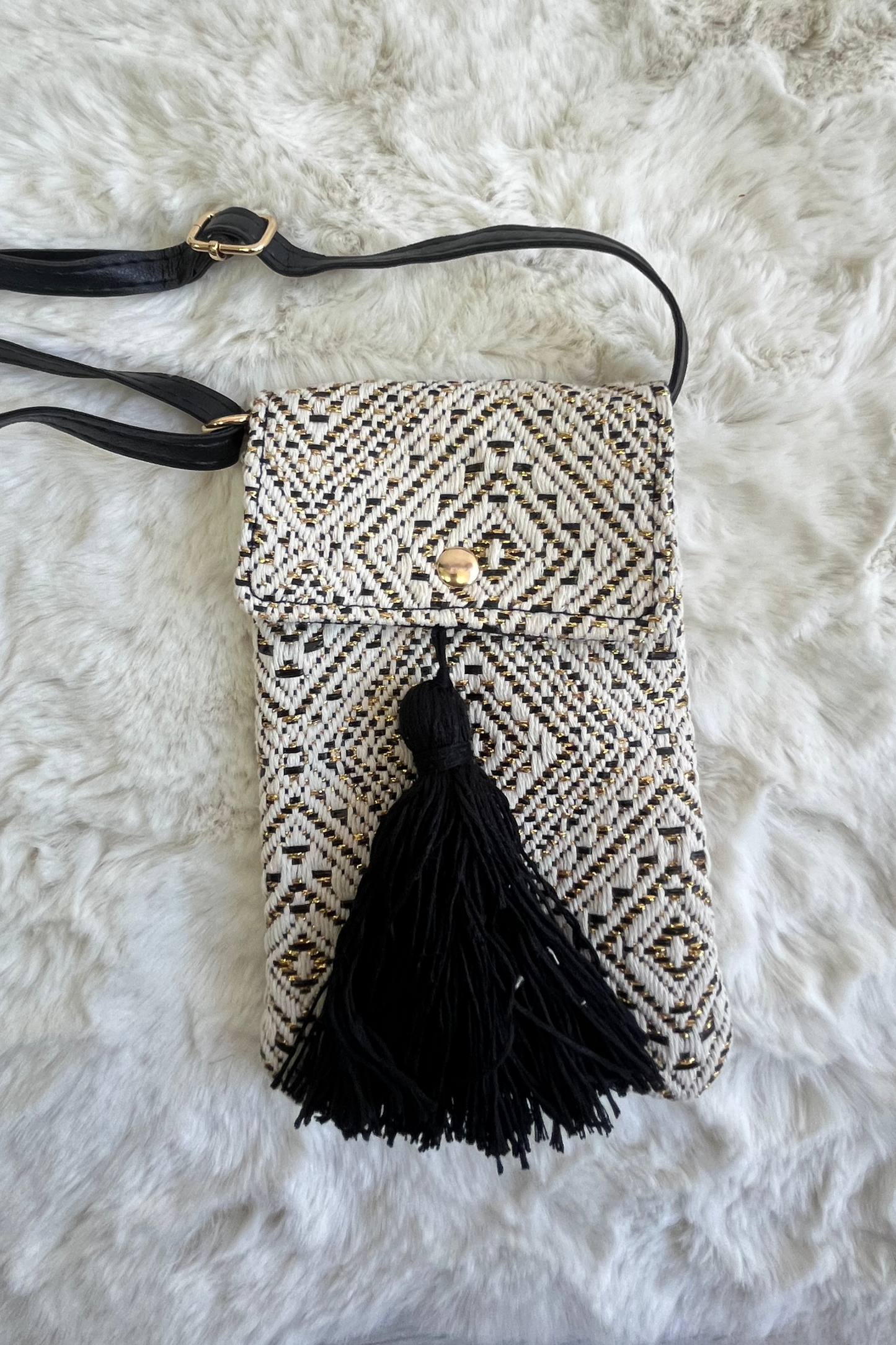 Crossbody bag with tassel (Variants)