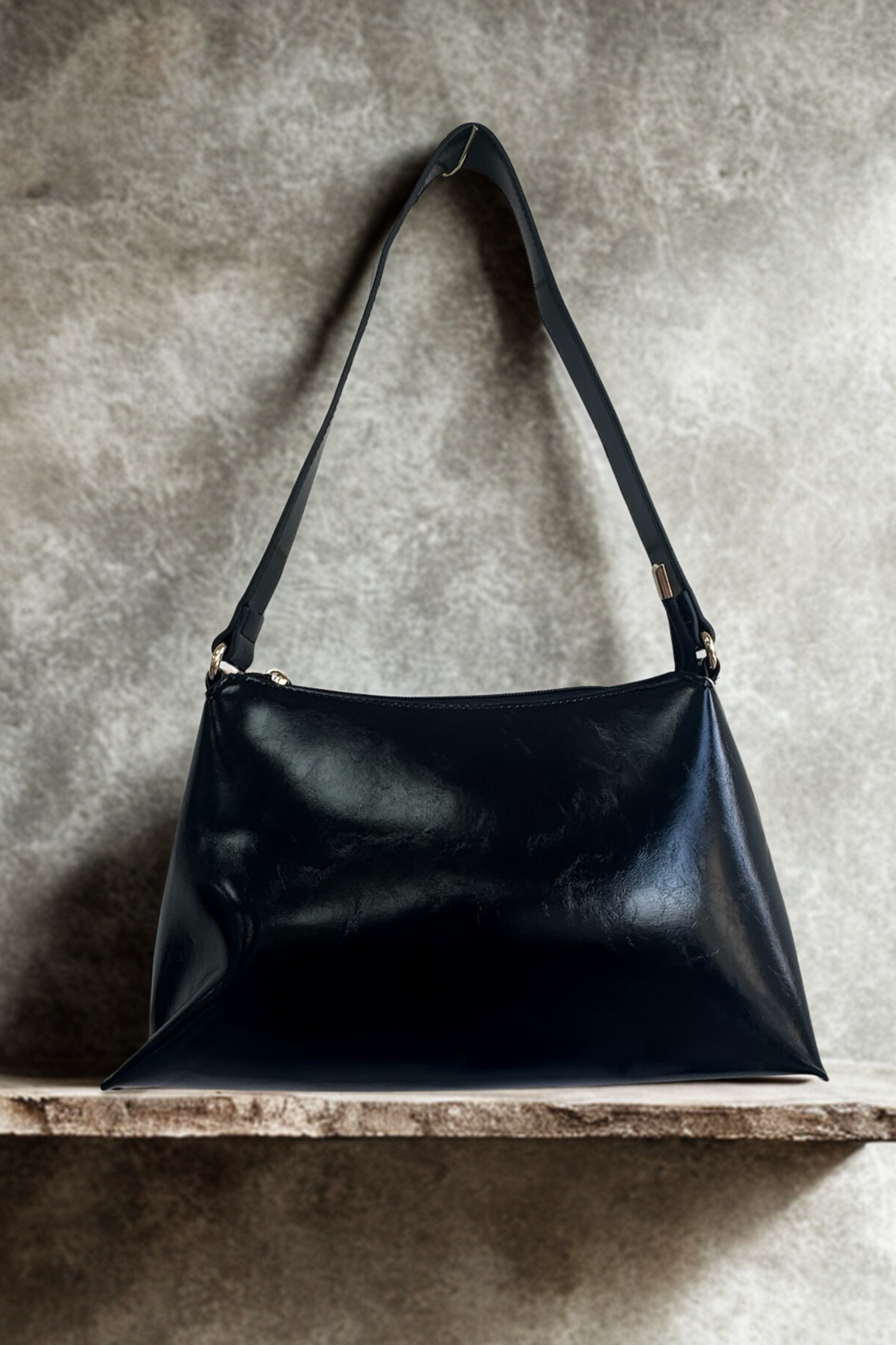 Shiny Rectangular Shoulder Bag – Black & Beige