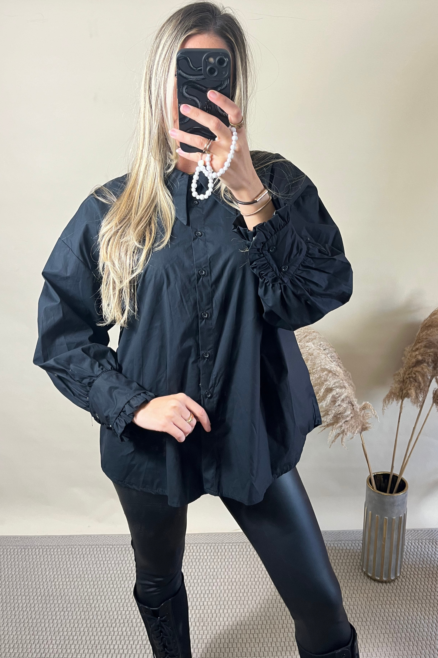 Black collar long sleeved