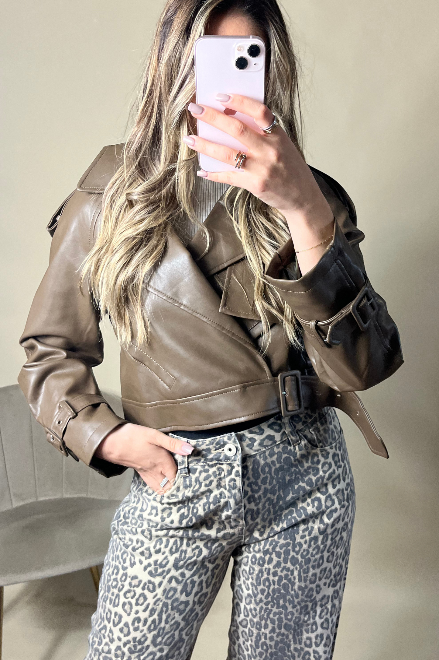 Cropped belted PU leather jacket (Variant colours)