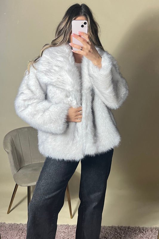 Vintage-Inspired Faux Fur Jacket