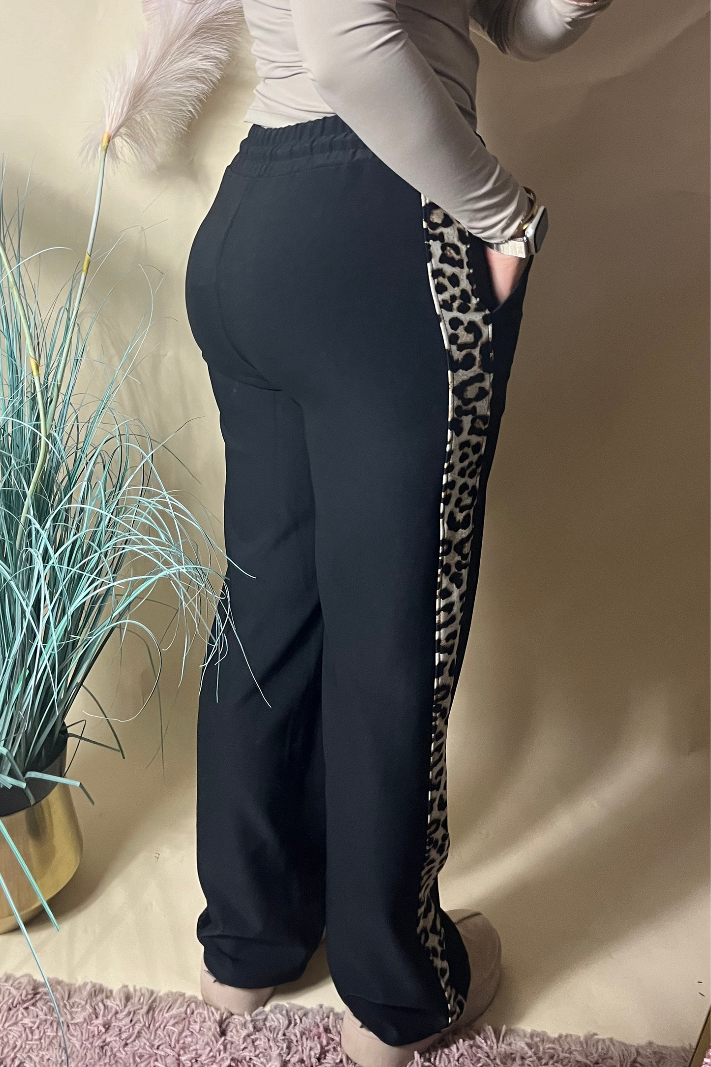 Leopard stripe trousers