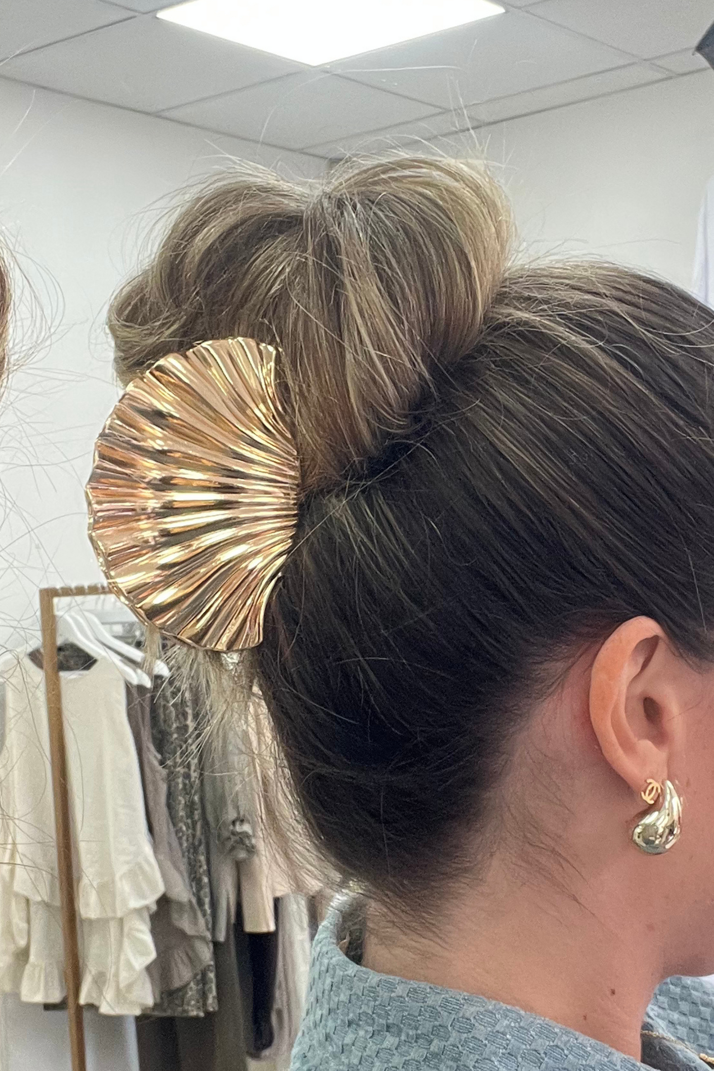 Shell claw clip- Gold or Silver