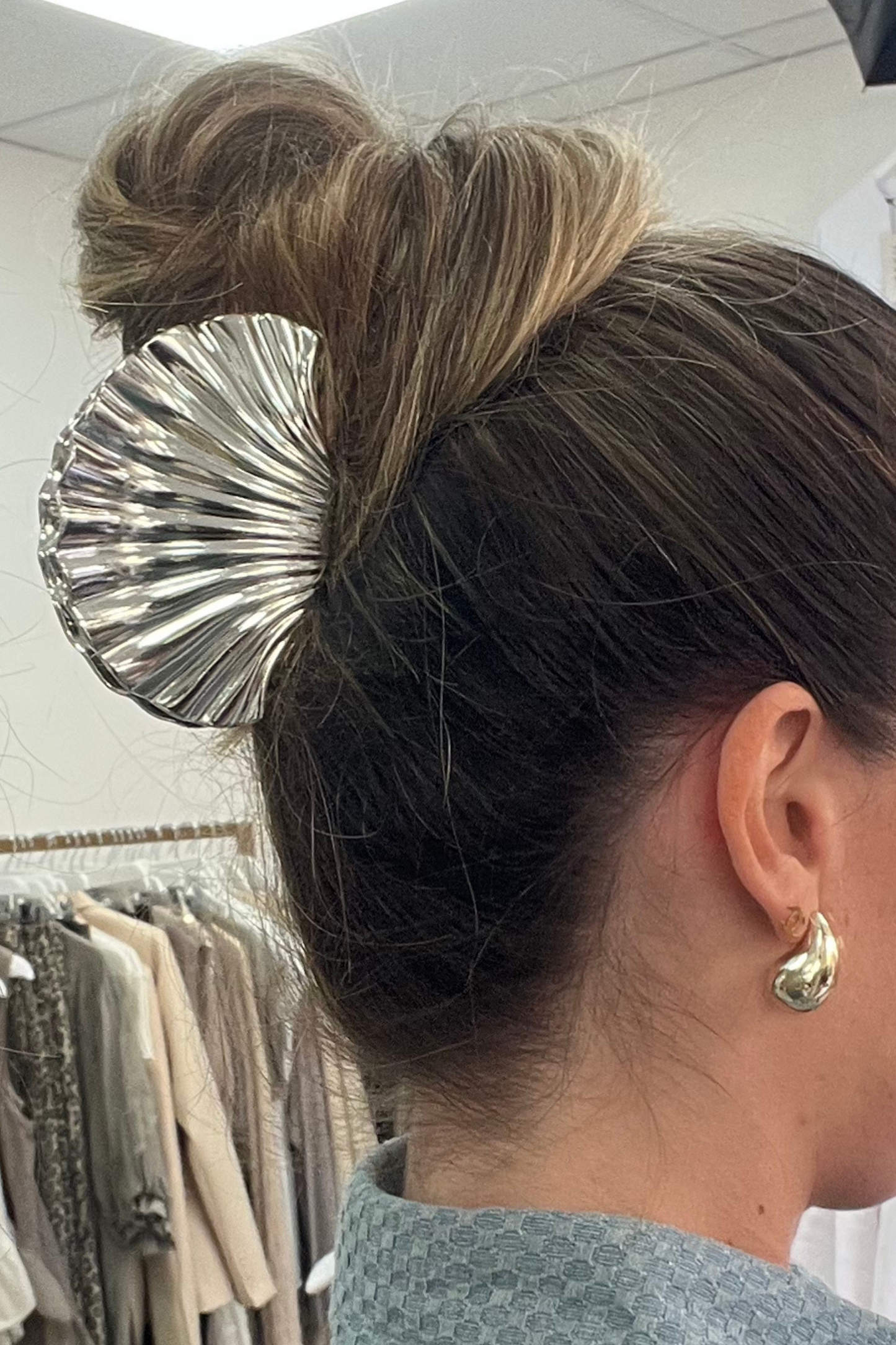 Shell claw clip- Gold or Silver