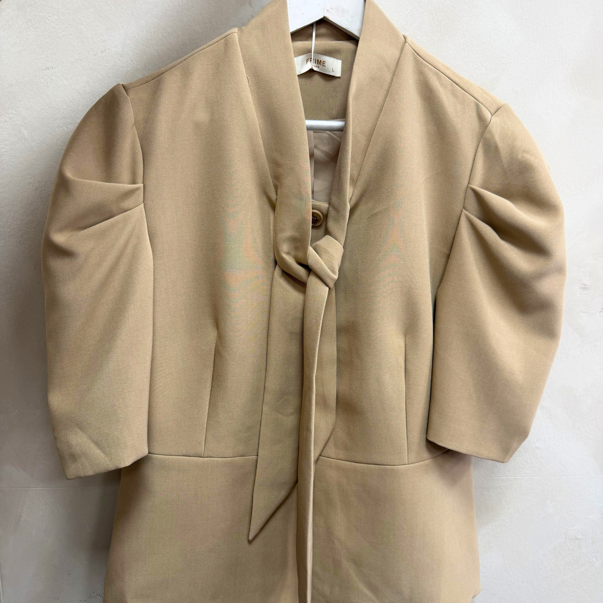 Beige or black Tie-Neck Puff Sleeve Blazer