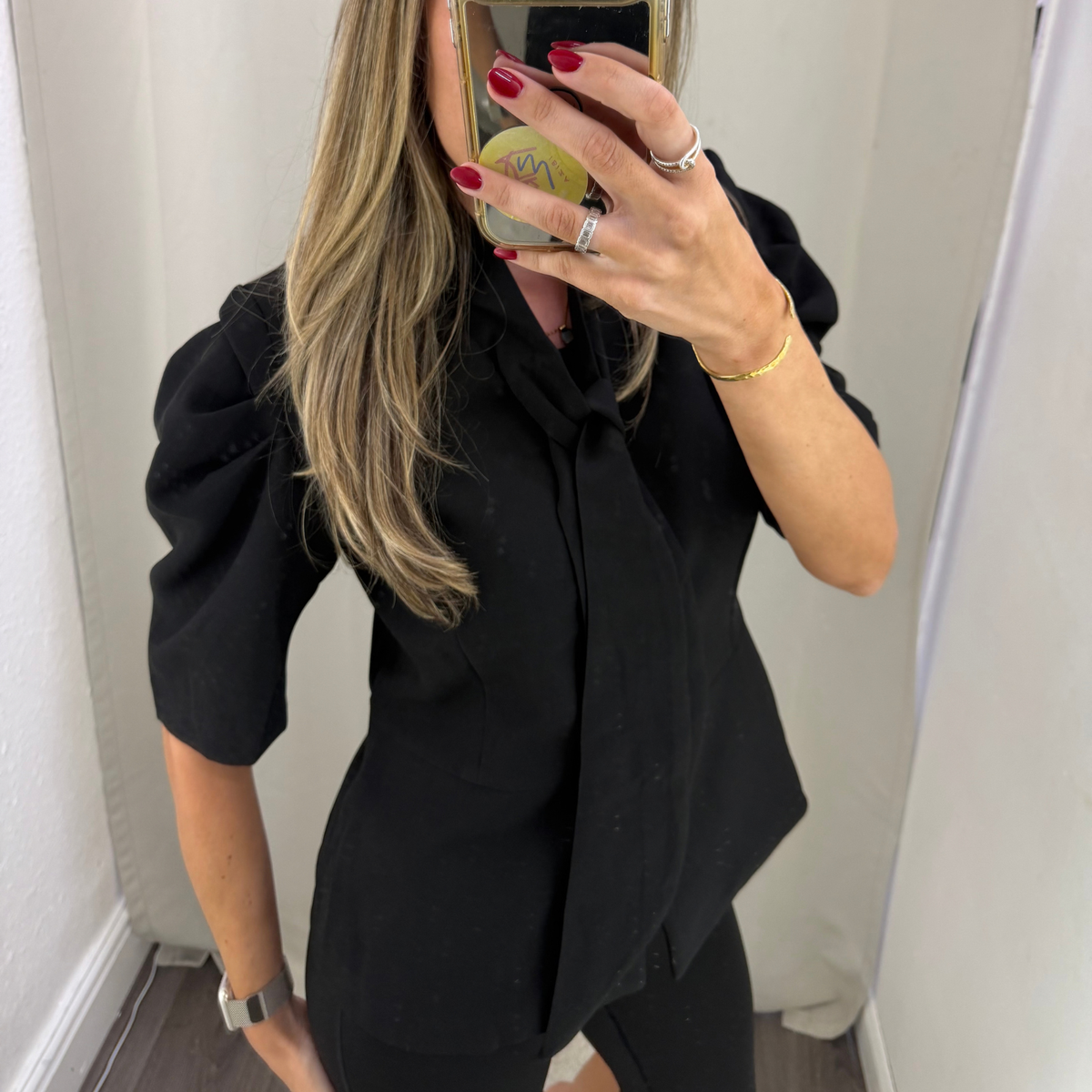 Beige or black Tie-Neck Puff Sleeve Blazer