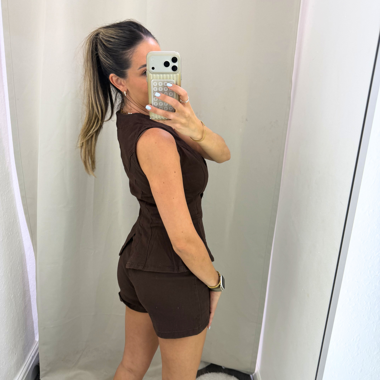 Ultimate Stretch Denim Shorts – Chocolate