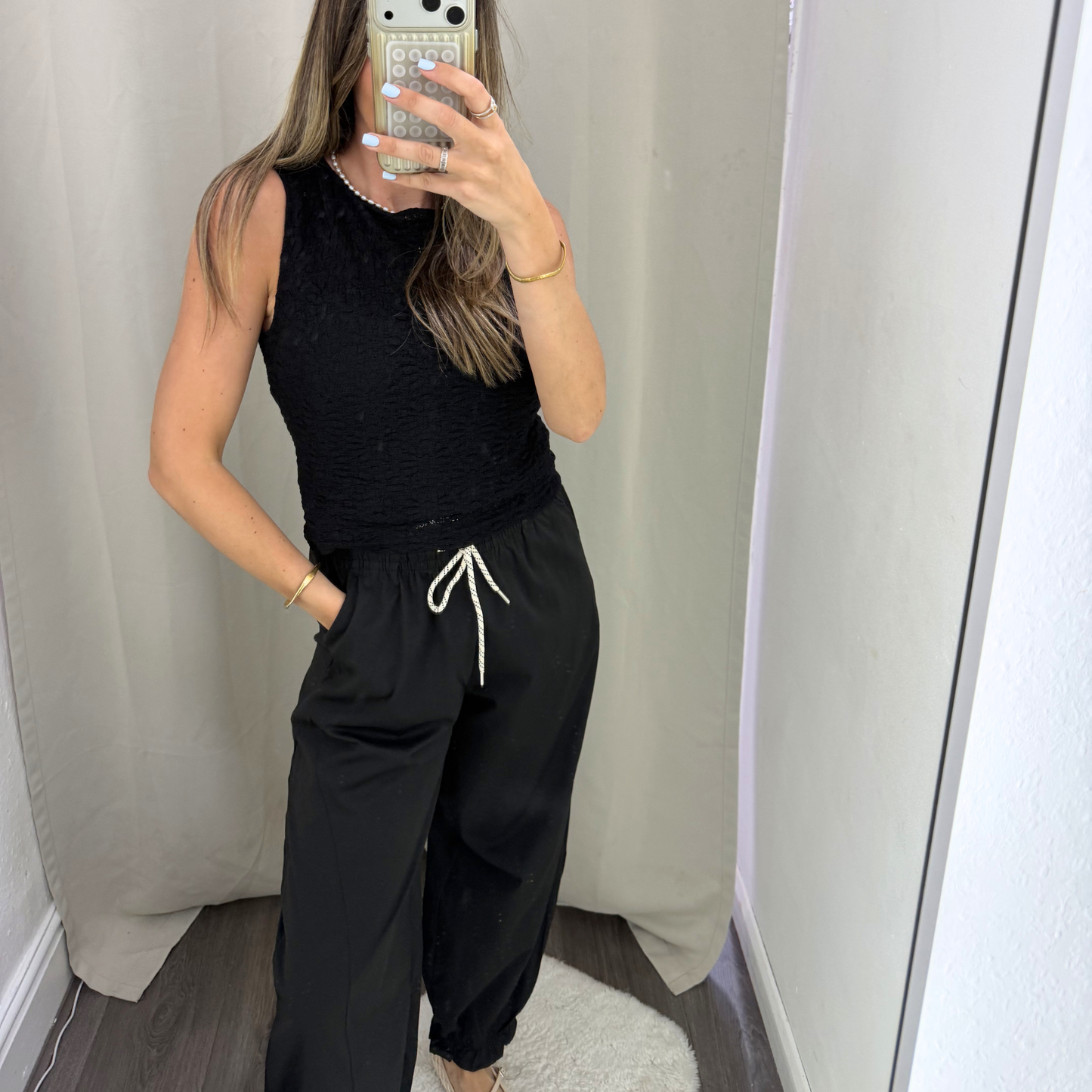 Drawstring Cuff Trousers – Black